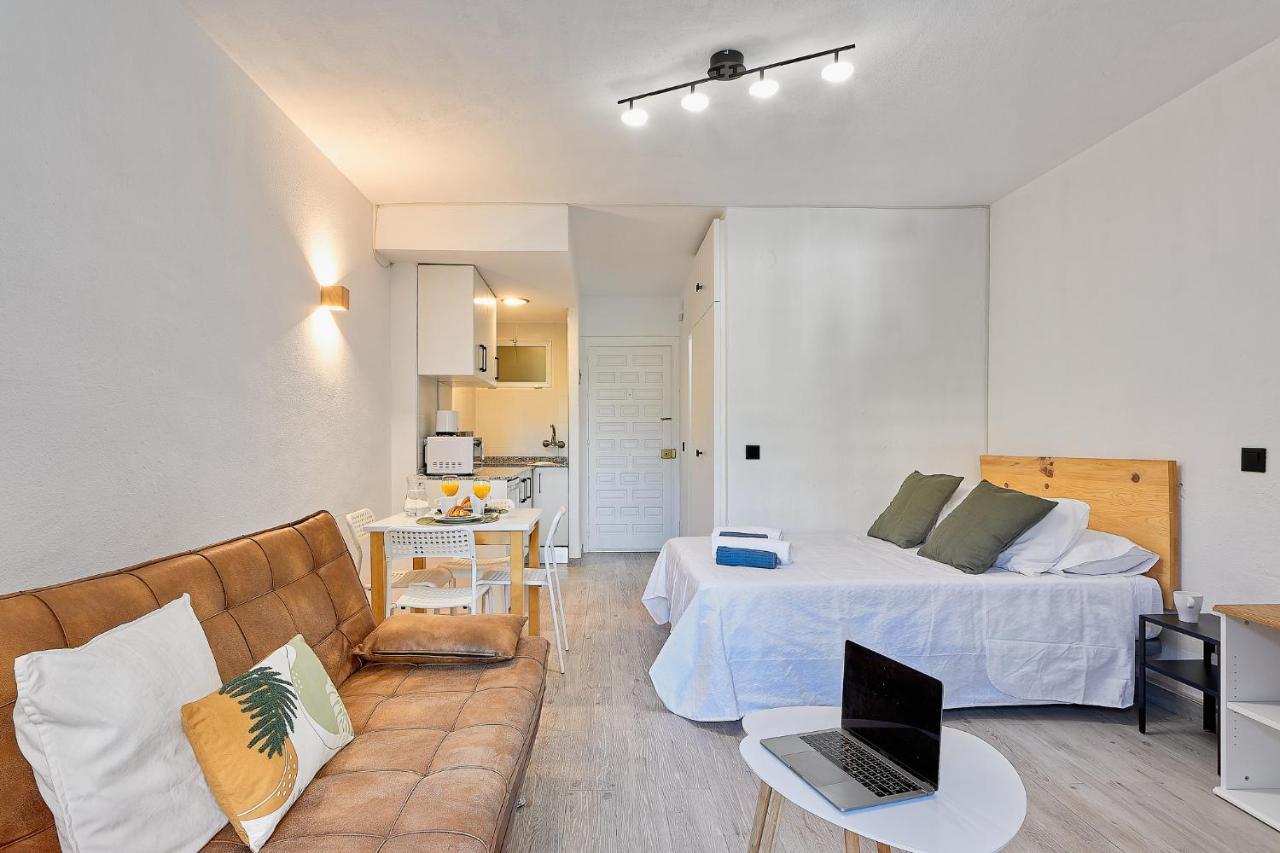 Lovely Home Estudio Jupiter Piscina ベナルマデナ エクステリア 写真