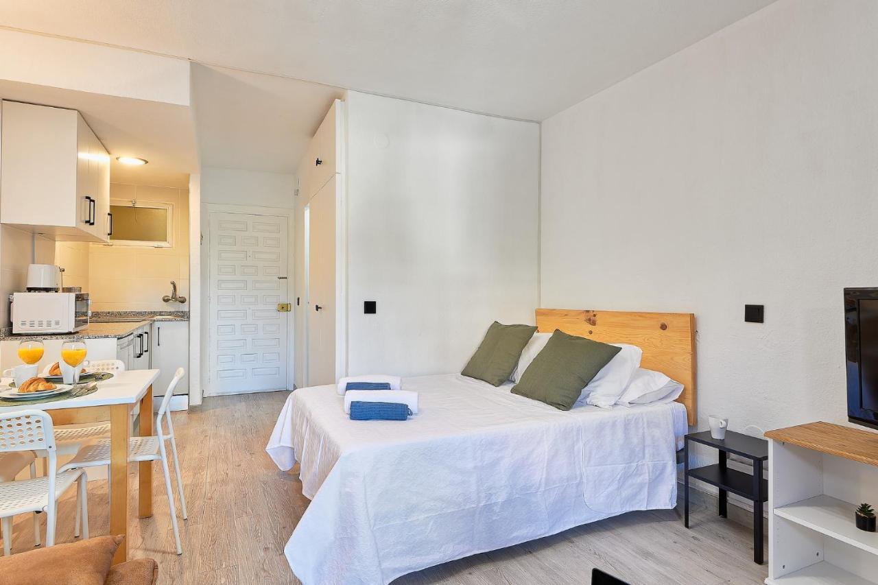 Lovely Home Estudio Jupiter Piscina ベナルマデナ エクステリア 写真